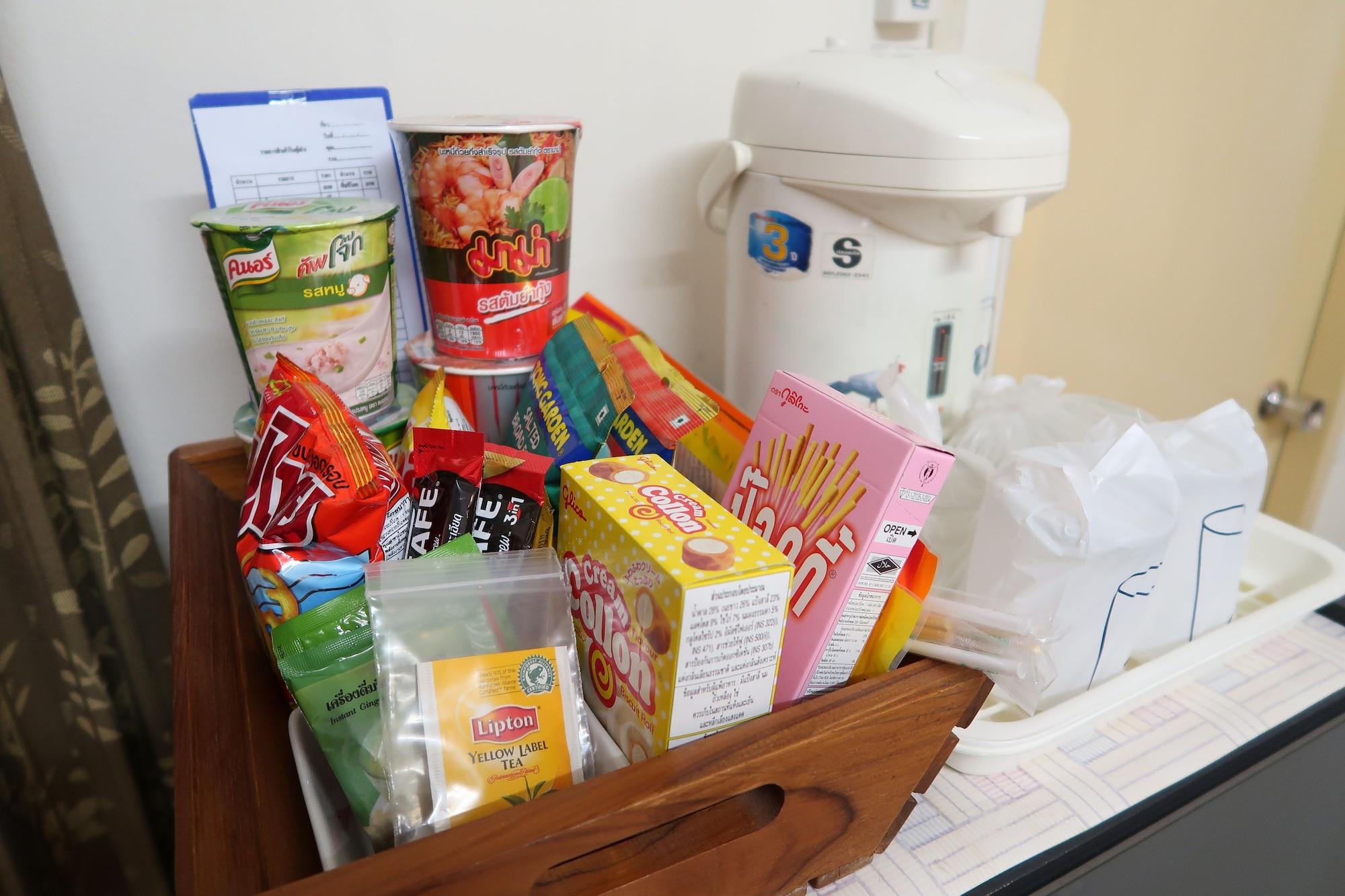 Phawana Sweet Hotel Bangkok Eksteriør billede
